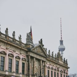 p106013370