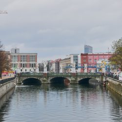 p106014376