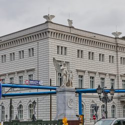 p106036890